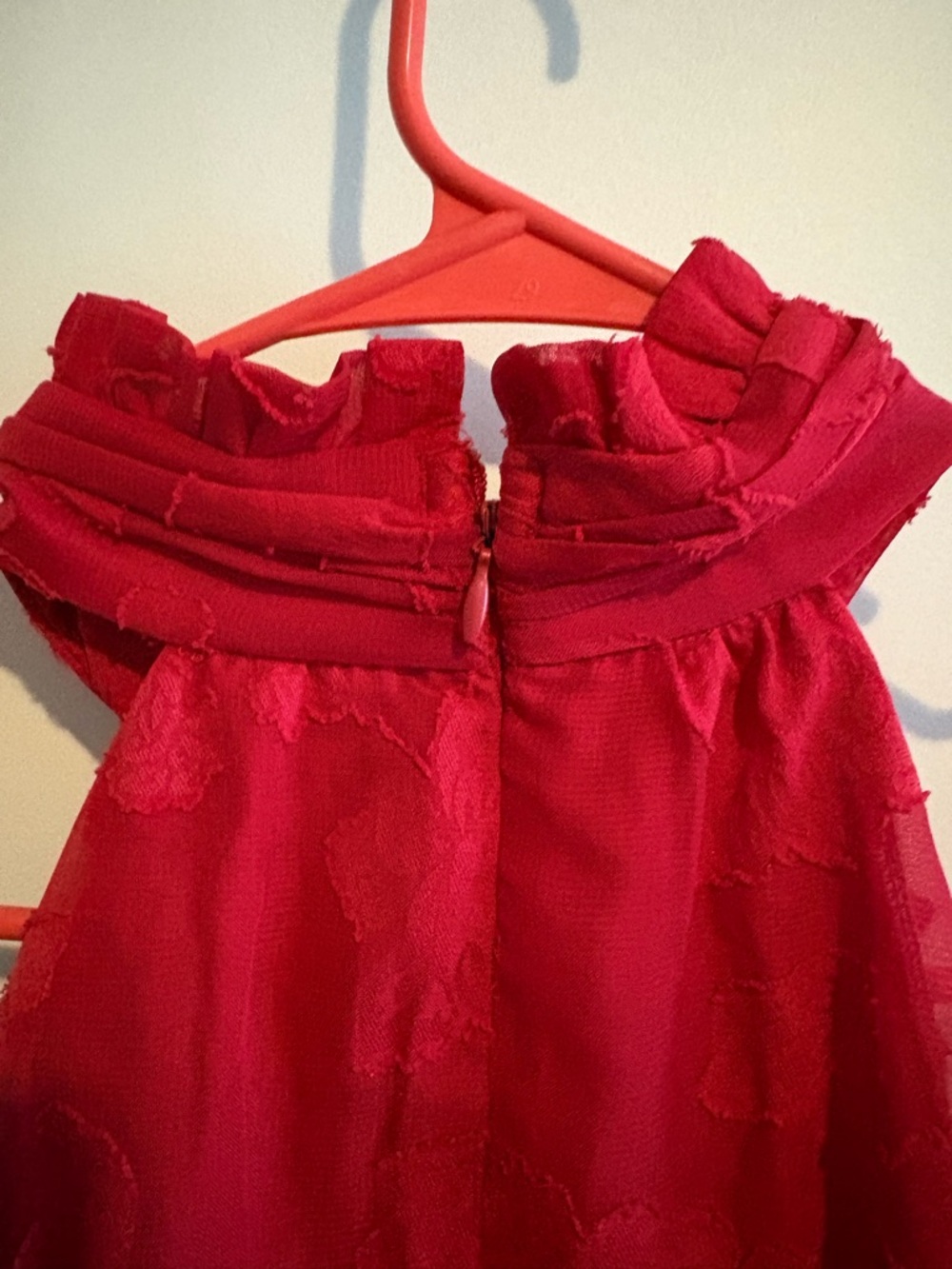 Red Dress - Picture 6 of 8
